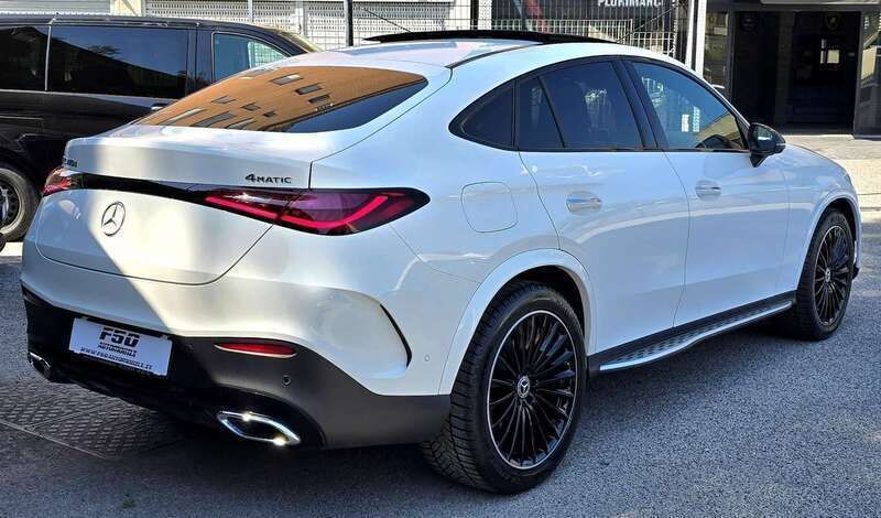 Usata Mercedes GLC300e AMG Line Premium Plus 269 CV (197 kW) 2024 Bianco Coupé