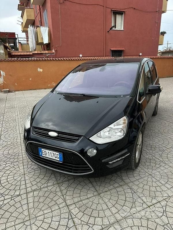 Usata Ford S-MAX S 2010 Nero Monovolume