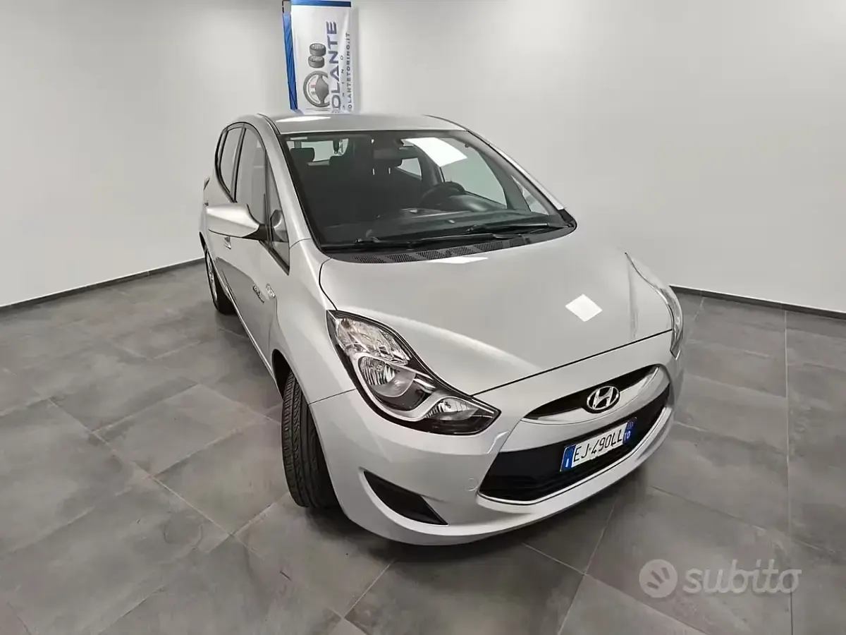Usata Hyundai ix20 Classic 90 CV (66 kW) 2011 Grigio Utilitaria