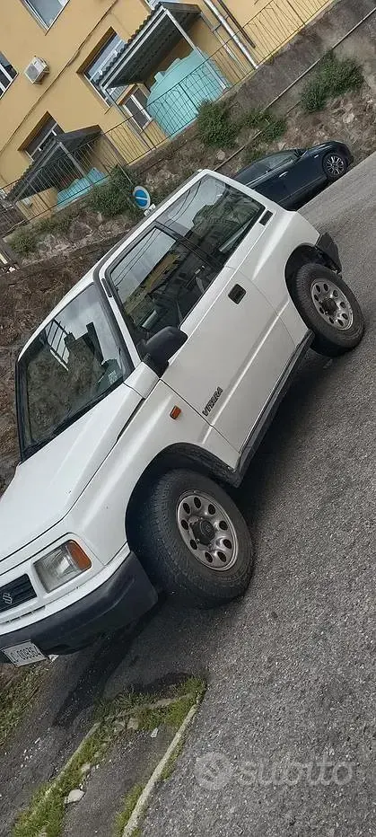 Second-hand Suzuki Vitara 96 CP (70 kW) 1998 Alb Hatchback