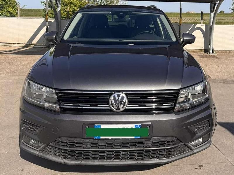 Usata VW Tiguan Business 150 CV (110 kW) 2018 Grigio SUV