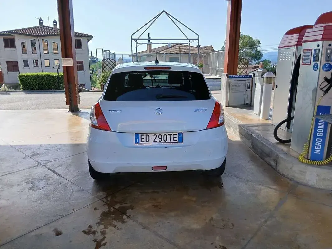 Usata Suzuki Swift GL 94 CV (69 kW) 2011 Utilitaria