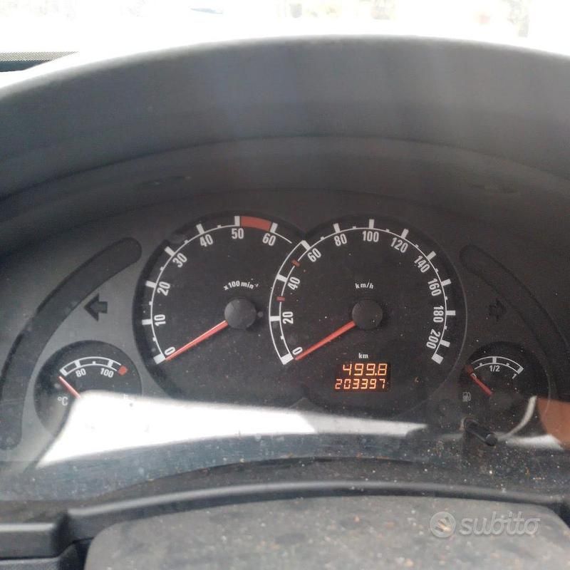 Usata Opel Meriva Enjoy 75 CV (55 kW) 2010 Monovolume