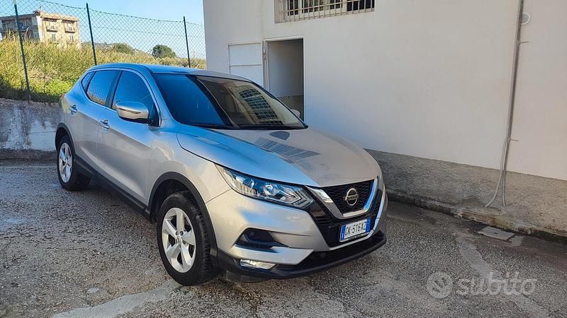 Usata Nissan Qashqai Acenta 2018 Grigio SUV