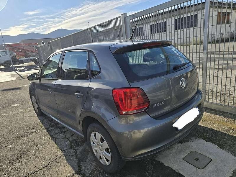 Usata VW Polo Trendline 60 CV (44 kW) 2011 Grigio Berlina