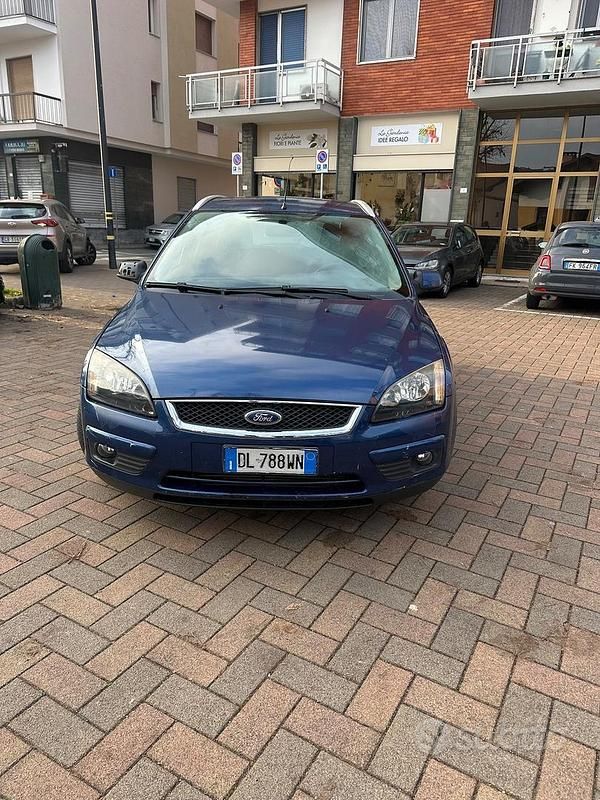 Blu Usata 2007 Ford Focus S Station wagon | 1000 € (Super prezzo) - Immagine 1/4