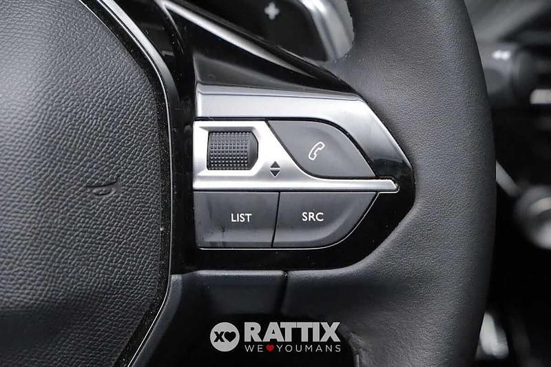 Usata Peugeot 208 Allure 101 CV (74 kW) 2025 Grigio selenium Utilitaria