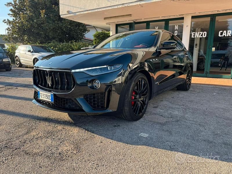 Usata Maserati Levante 275 CV (202 kW) 2019 Nero SUV