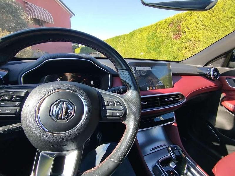 Usata MG EHS Exclusive 162 CV (119 kW) 2022 Nero SUV