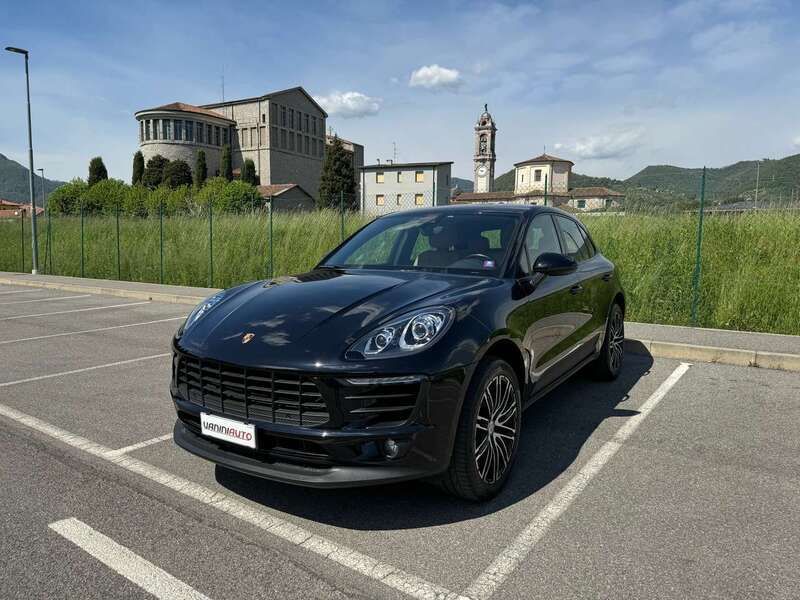 Usata Porsche Macan 252 CV (185 kW) 2017 Nero SUV