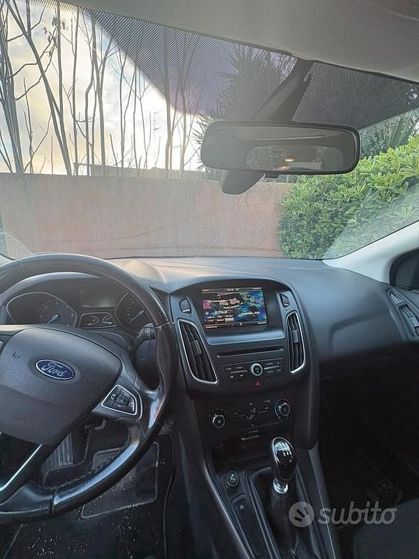 Usata Ford Focus Titanium S 120 CV (88 kW) 2015 Grigio Station wagon