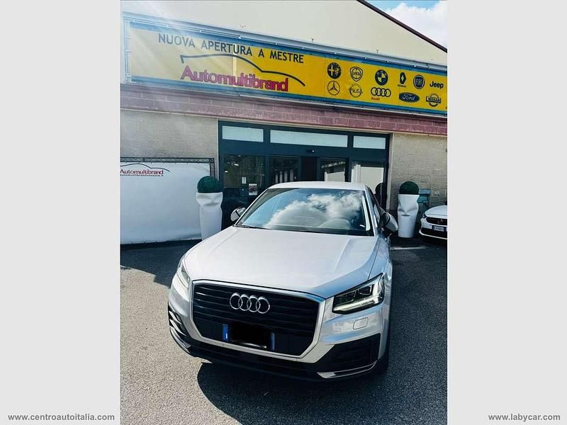 Usata Audi Q2 Business 116 CV (85 kW) 2017 Grigio SUV