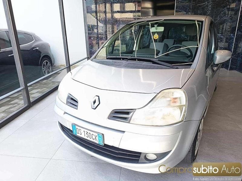 Usata Renault Modus 75 CV (55 kW) 2008 Grigio scuro Monovolume