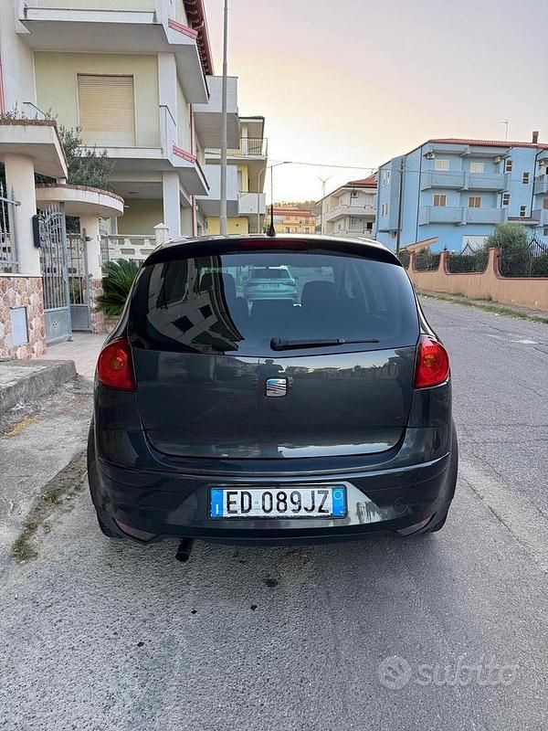 Usata Seat Altea 105 CV (77 kW) 2010 Monovolume