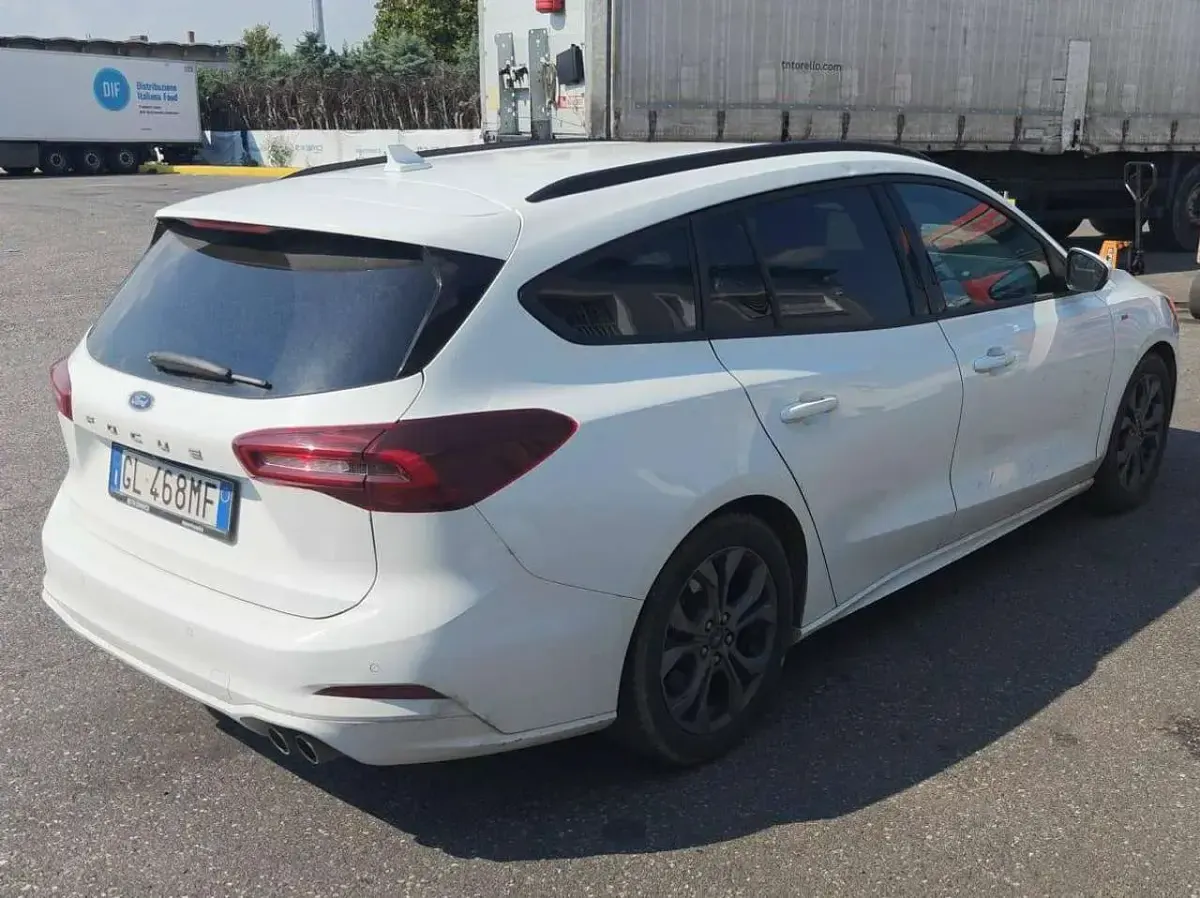 Usata Ford Focus ST-Line 120 CV (88 kW) 2022 Other Station wagon