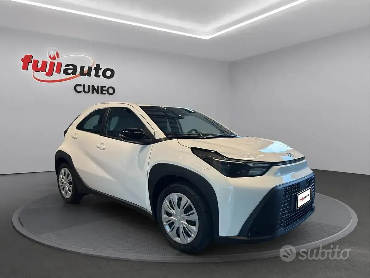 Nuova Toyota Aygo X 116 CV (85 kW) 2026 Bianco SUV