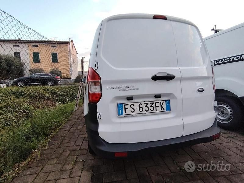 Usata Ford Tourneo Courier 75 CV (55 kW) 2018 Bianco Monovolume