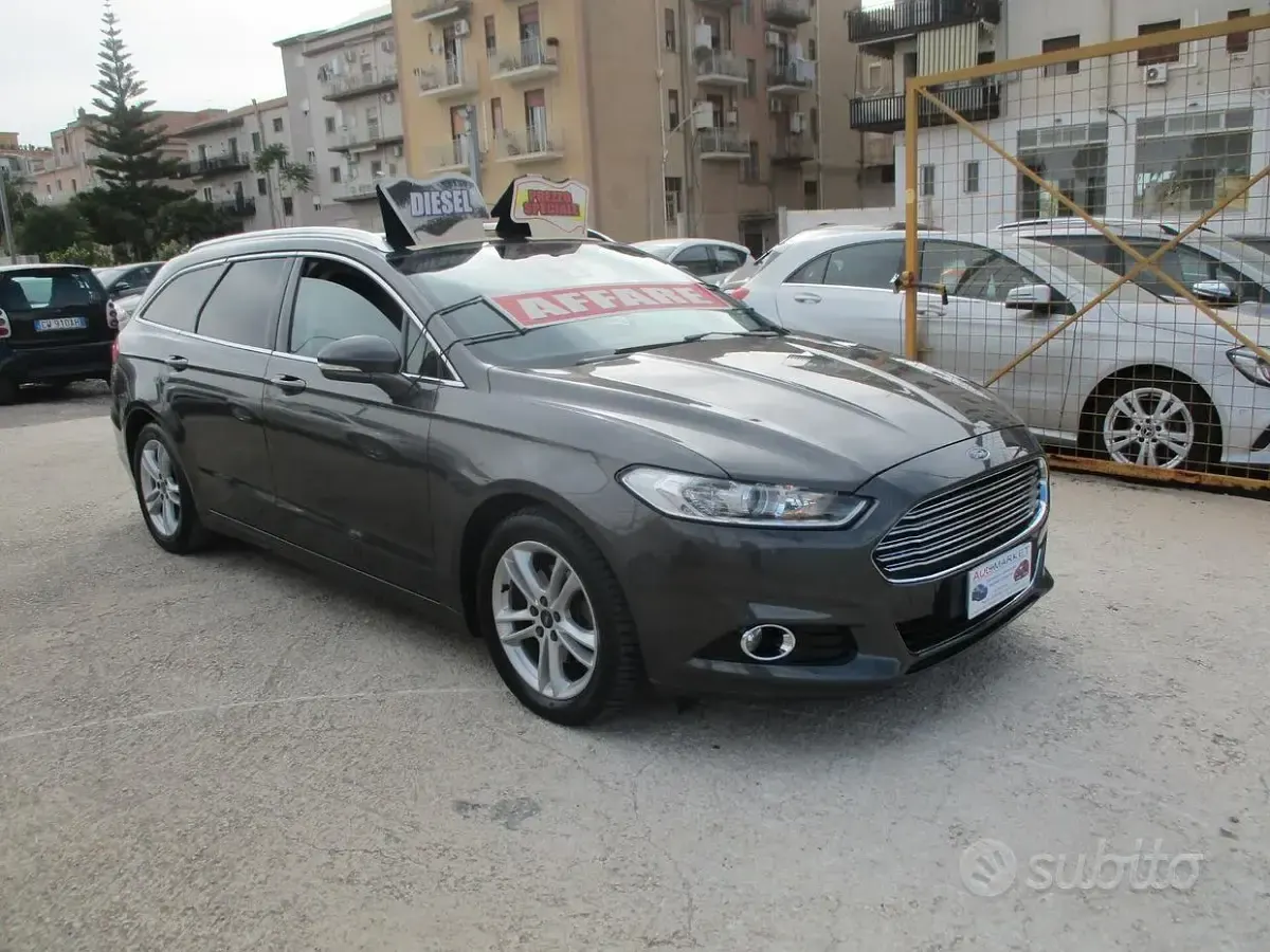 Usata Ford Mondeo Titanium 150 CV (110 kW) 2015 Grigio Station wagon