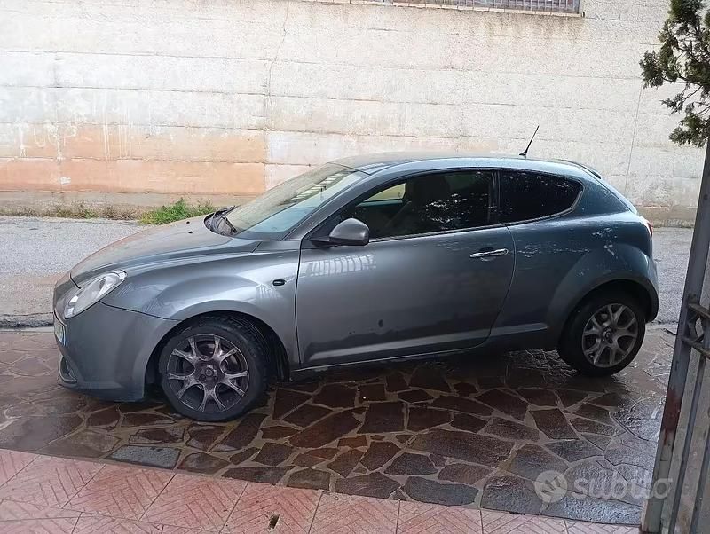 Usata Alfa Romeo MiTo 120 CV (88 kW) 2011 Utilitaria