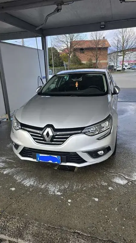 Usata Renault Mégane Intens 110 CV (80 kW) 2017 Berlina
