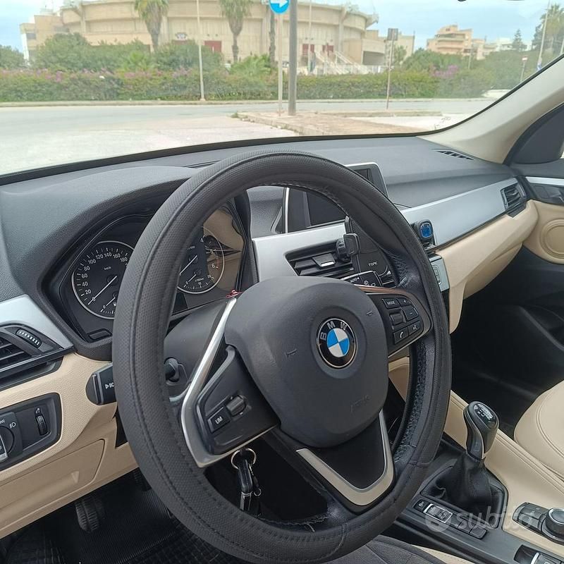 Usata BMW X1 Advantage 150 CV (110 kW) 2016 Grigio SUV