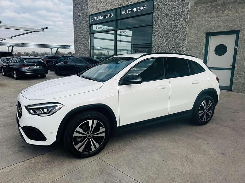 Usata Mercedes GLA200 Edition 163 CV (119 kW) 2020 Polare SUV
