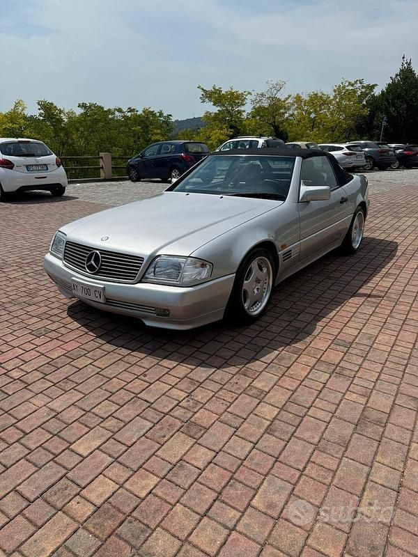 Usata Mercedes SL500 320 CV (235 kW) 1993 Grigio Cabrio