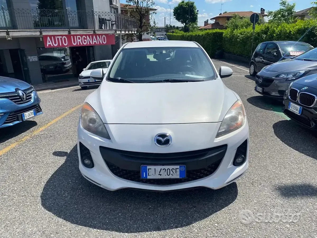 Usata Mazda 3 116 CV (85 kW) 2011 Bianco Station wagon