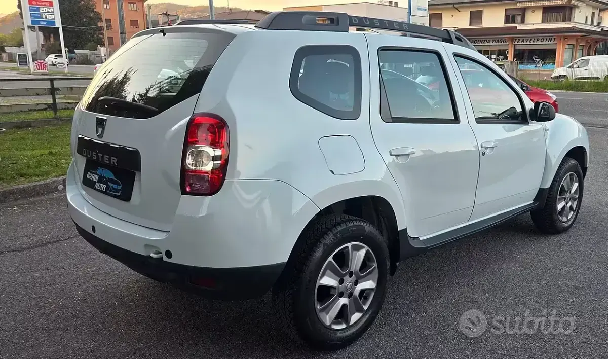 Usata Dacia Duster 109 CV (80 kW) 2016 Bianco SUV