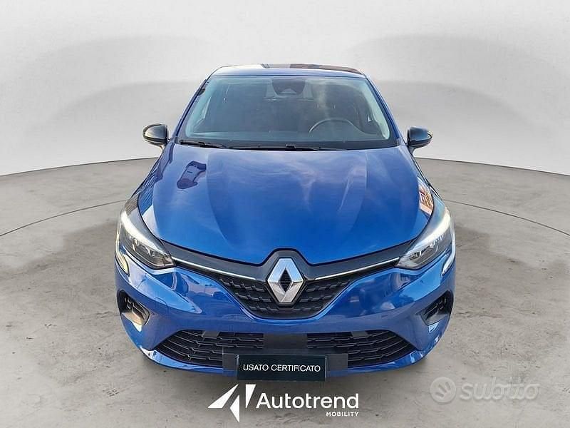 Usata Renault Clio V Equilibre 101 CV (74 kW) 2023 Blu Berlina