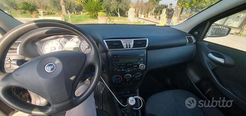 Usata Fiat Stilo 120 CV (88 kW) 2007 Grigio Station wagon