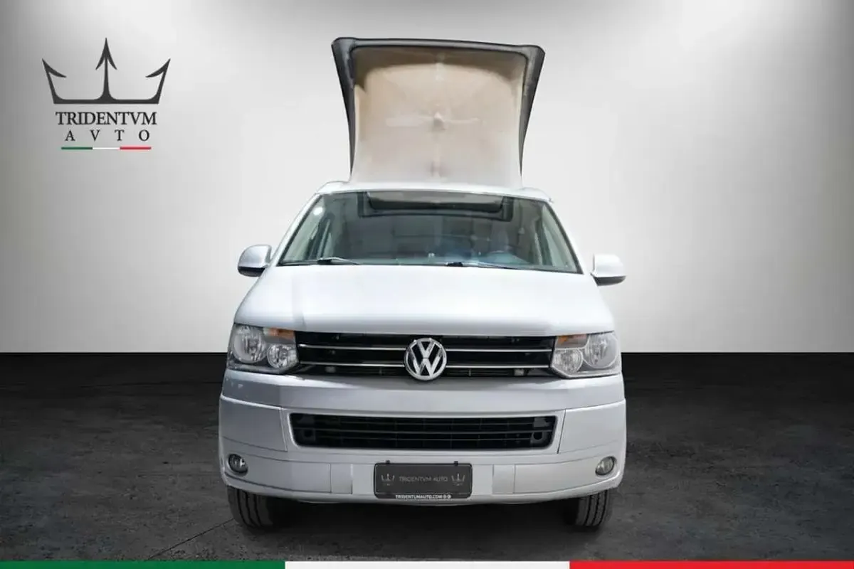 Usata VW California Comfortline 140 CV (102 kW) 2010 Argento Furgone