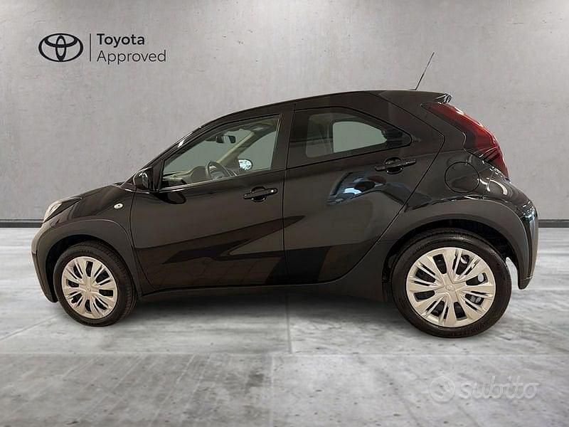 Usata Toyota Aygo X Active 72 CV (52 kW) 2022 Nero SUV