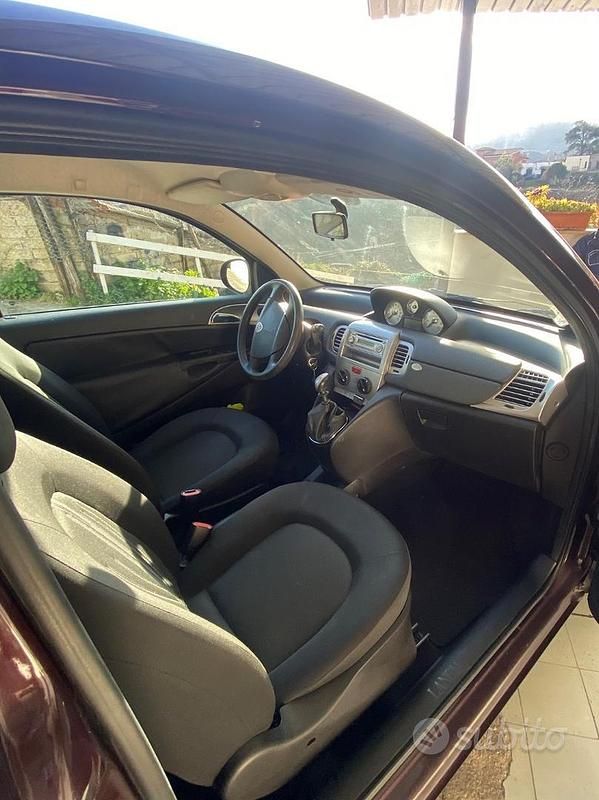 Usata Lancia Ypsilon 2011 Utilitaria