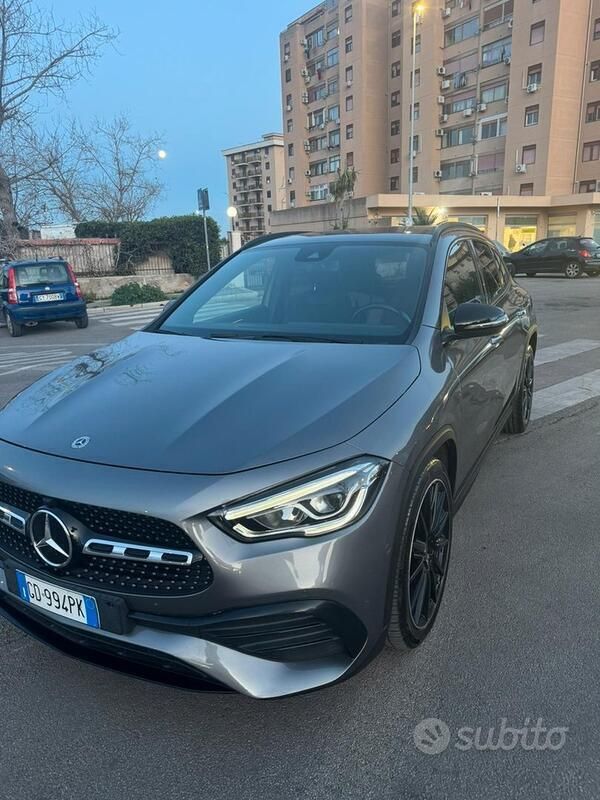 Usata Mercedes GLA200 Premium 2021 Grigio SUV