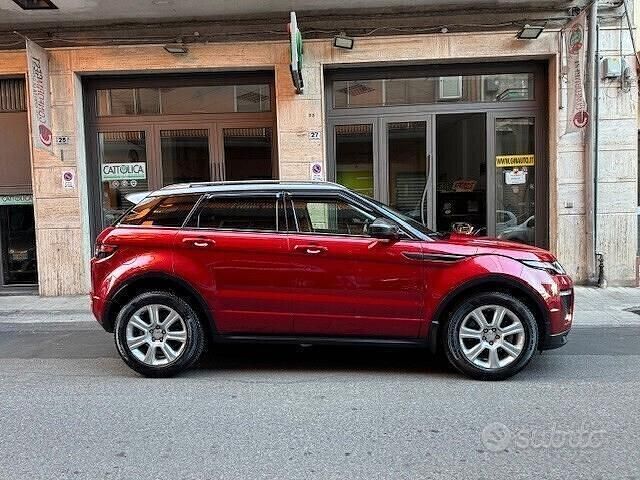 Usata Land Rover Range Rover evoque Autobiography 180 CV (132 kW) 2018 Rosso SUV