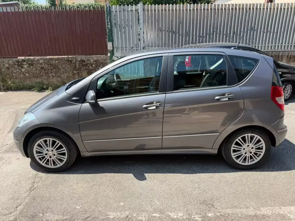 Usata Mercedes A160 Edition 95 CV (69 kW) 2009 Grigio Berlina