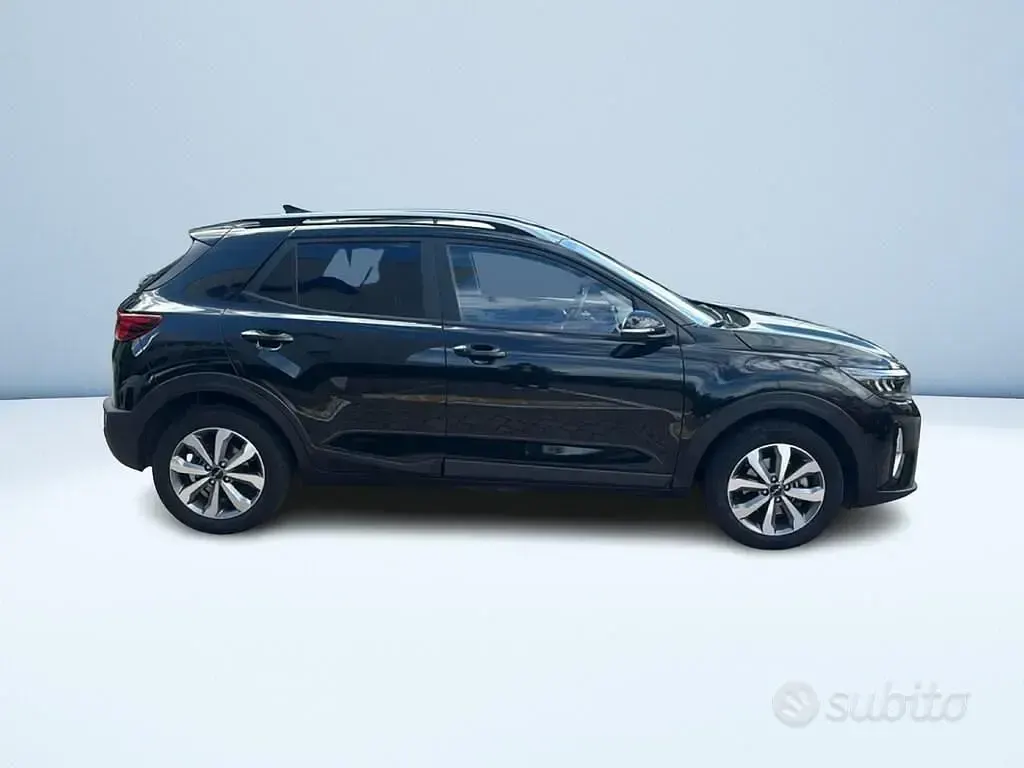 Gebraucht Kia Stonic Style 79 PS (58 kW) 2025 Schwarz SUV