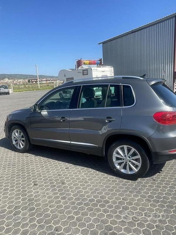 Usata VW Tiguan 110 CV (80 kW) 2014 Grigio SUV