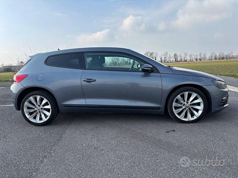 Usata VW Scirocco 160 CV (117 kW) 2010 Grigio Coupé