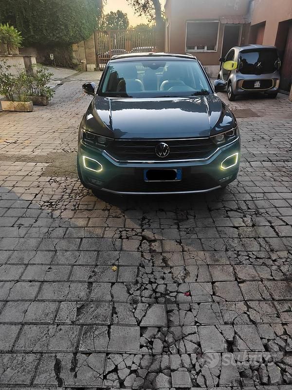 Usata VW T-Roc Advance 150 CV (110 kW) 2021 Grigio SUV