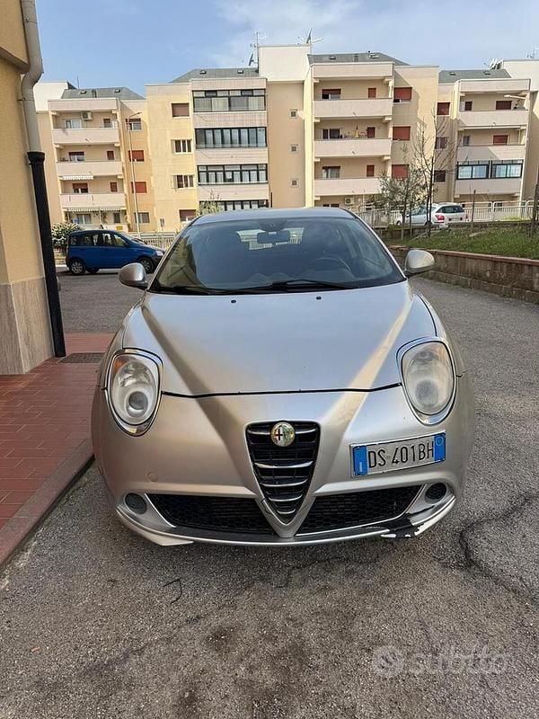 Usata Alfa Romeo MiTo 120 CV (88 kW) 2008 Grigio Utilitaria