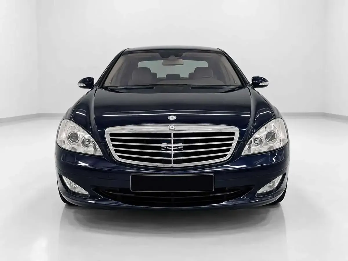 Usata Mercedes S500 Avantgarde 386 CV (283 kW) 2007 Blu Berlina