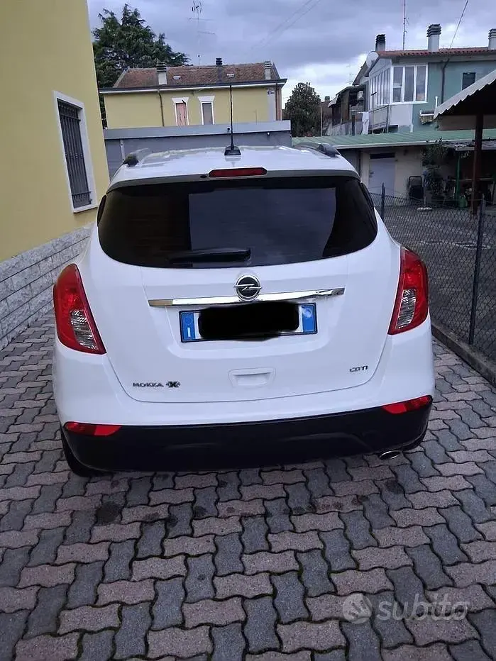 Usata Opel Mokka 131 CV (96 kW) 2017 Bianco SUV