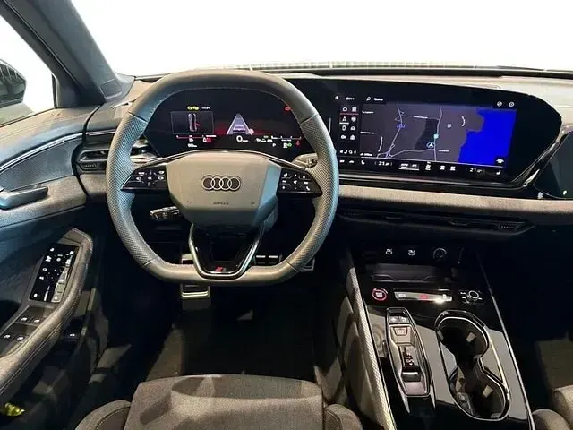 Usata Audi A5 Sportback Edition .1 204 CV (150 kW) 2025 Blu ascari metallizzato Utilitaria