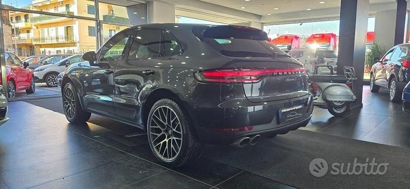 Usata Porsche Macan 354 CV (260 kW) 2021 Grigio scuro SUV