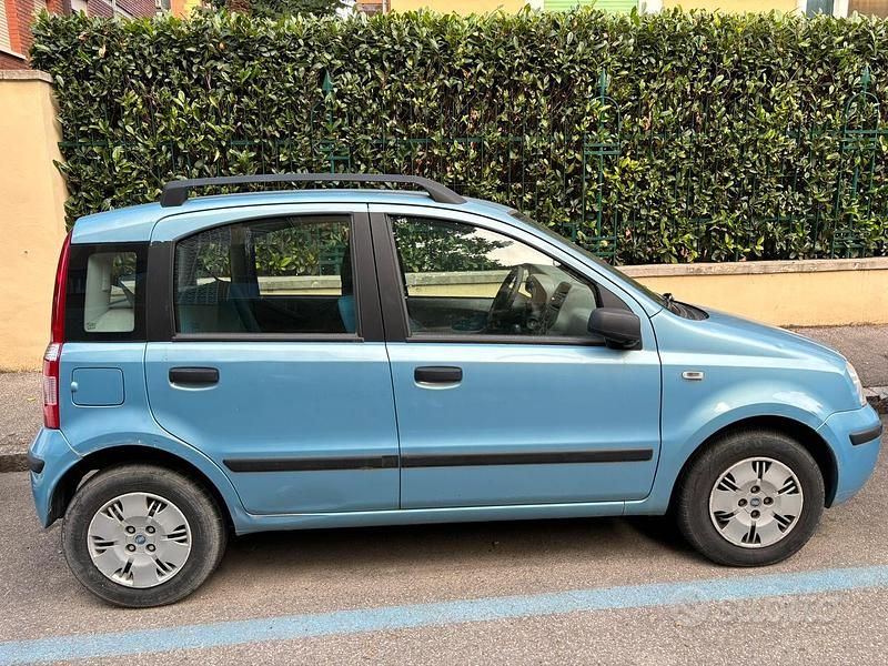 Blu Usata 2006 Fiat Panda Dynamic Utilitaria | 4200 € (Buon prezzo) - Immagine 1/4