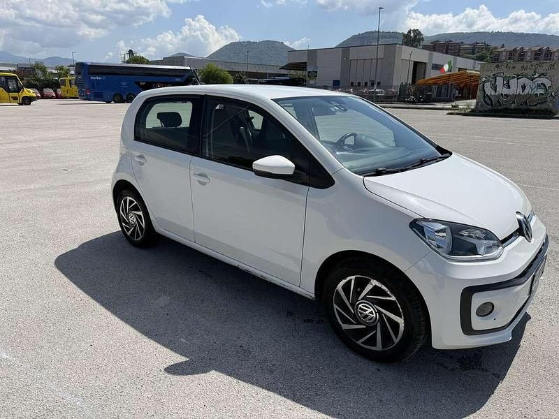 Begagnad VW up! Move 68 HK (50 kW) 2019 Halvkombi