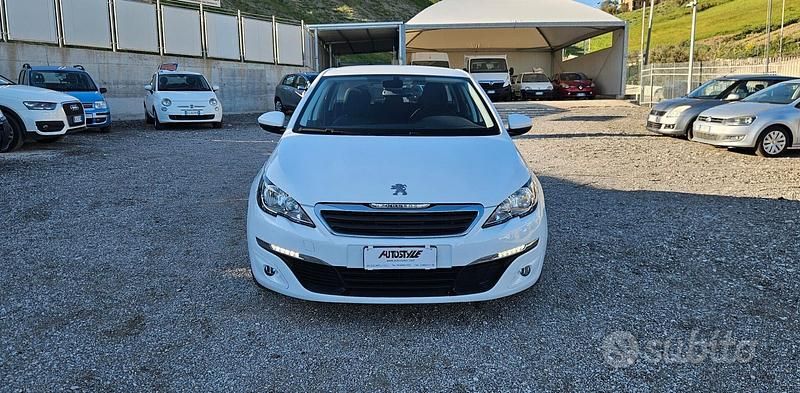 Usata Peugeot 308 SW Allure 120 CV (88 kW) 2017 Bianco Station wagon