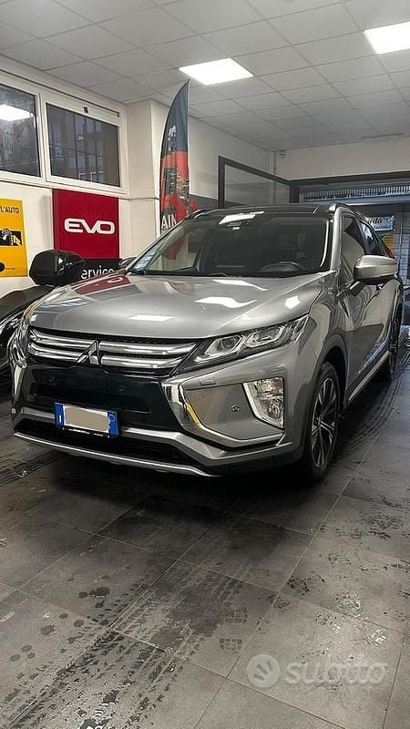 Grigio Usata 2019 Mitsubishi Eclipse Cross Instyle SUV | 16.500 € (Buon prezzo) - Immagine 1/4